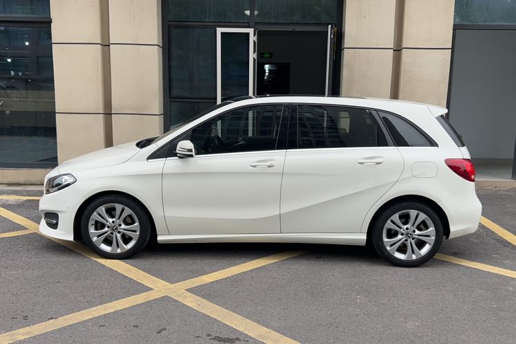 Used Mercedes-Benz B-Class 2019 B 200 Sport Edition Left Side