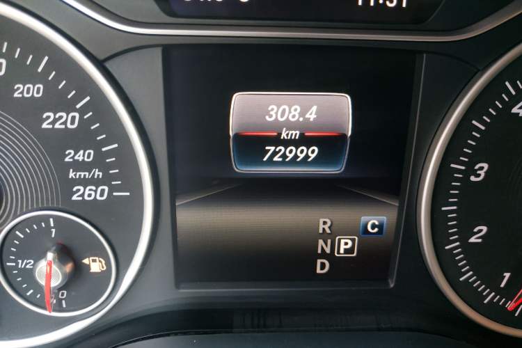 Used Mercedes-Benz B-Class 2019 B 200 Fashion Model Odometer Close Up