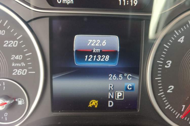 Used Mercedes-Benz B-Class 2019 B 200 Fashion Model Odometer Close Up