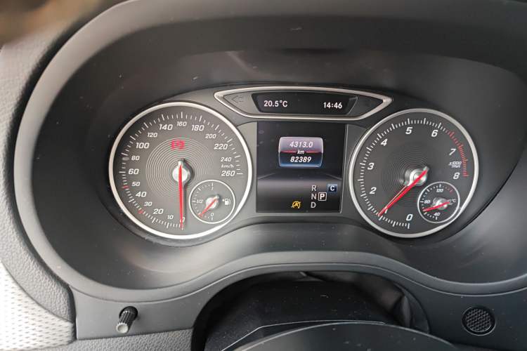 Used Mercedes-Benz B-Class 2019 B 200 Fashion Model Odometer Close Up