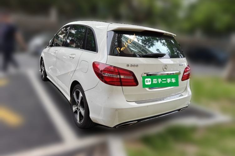 Used Mercedes-Benz B-Class 2019 B 200 Fashion Model Rear Left 45 Deg