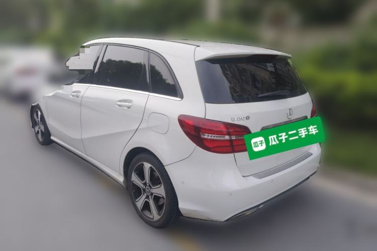 Used Mercedes-Benz B-Class 2019 B 200 Fashion Model Rear Left 45 Deg