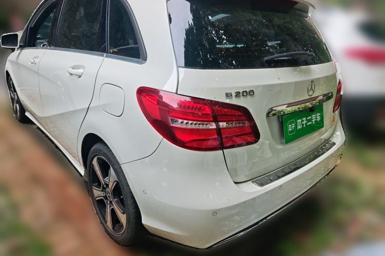 Used Mercedes-Benz B-Class 2019 B 200 Fashion Model Rear Left 45 Deg