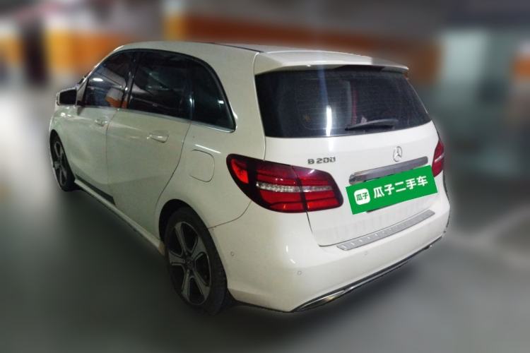 Used Mercedes-Benz B-Class 2019 B 200 Fashion Model Rear Left 45 Deg