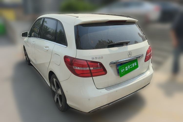 Used Mercedes-Benz B-Class 2019 B 200 Fashion Model Rear Left 45 Deg
