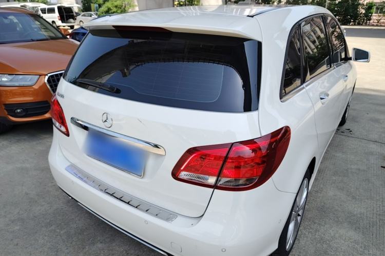 Used Mercedes-Benz B-Class 2019 B 200 Sport Edition Rear Right 45 Deg