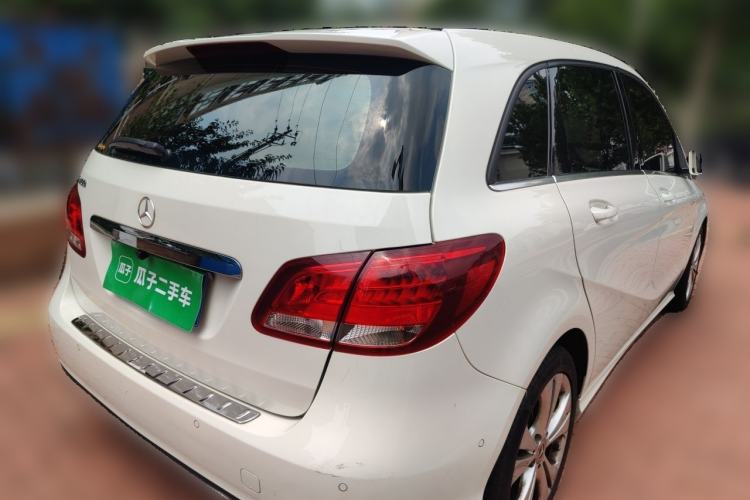Used Mercedes-Benz B-Class 2019 B 200 Sport Edition Rear Right 45 Deg