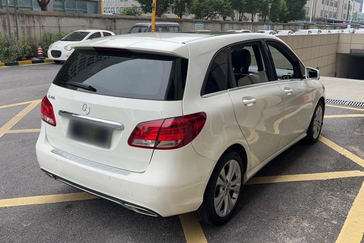 Used Mercedes-Benz B-Class 2019 B 200 Sport Edition Rear Right 45 Deg