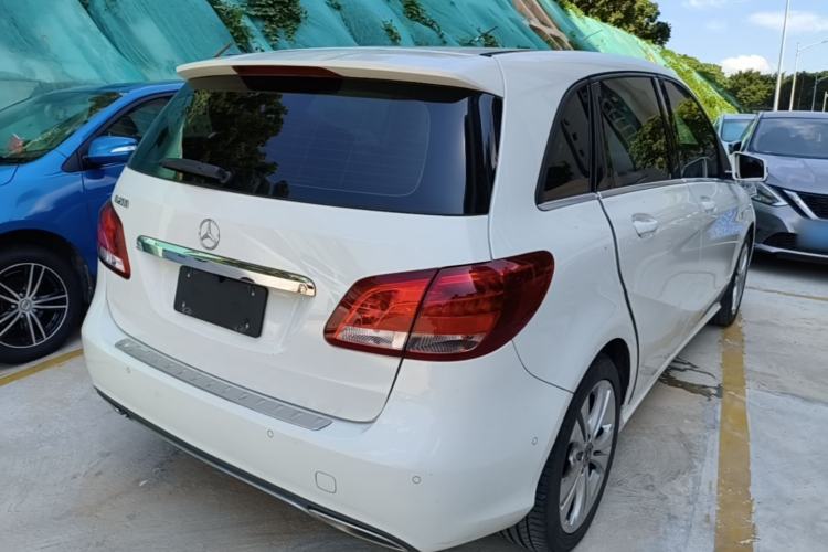 Used Mercedes-Benz B-Class 2019 B 200 Sport Edition Rear Right 45 Deg