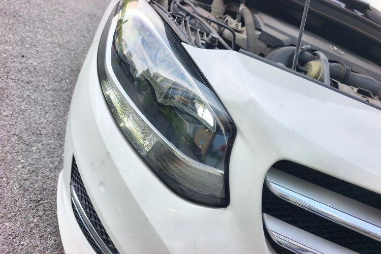 Used Mercedes-Benz B-Class 2019 B 200 Sport Edition Right Front Headlight