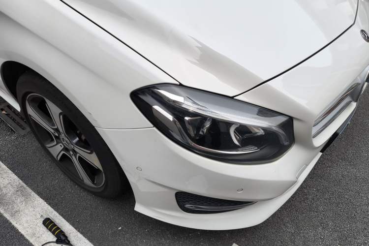Used Mercedes-Benz B-Class 2019 B 200 Fashion Model Right Front Headlight