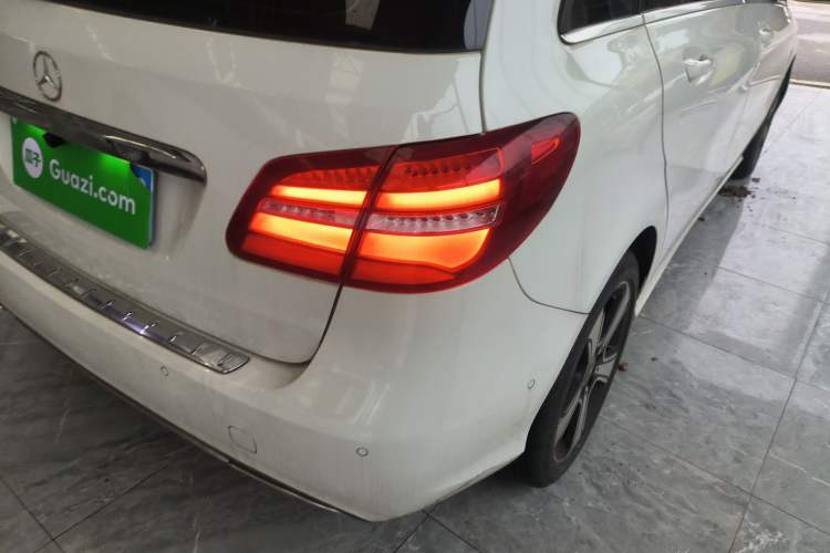 Used Mercedes-Benz B-Class 2019 B 200 Fashion Model Right Rear Taillight