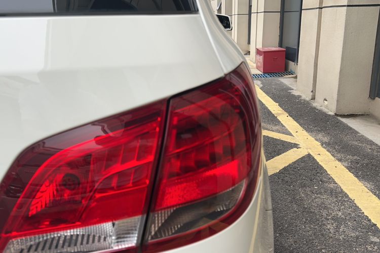 Used Mercedes-Benz B-Class 2019 B 200 Sport Edition Right Rear Taillight