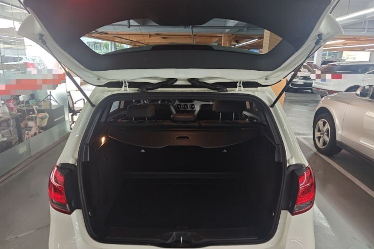 Used Mercedes-Benz B-Class 2019 B 200 Sport Edition Trunk