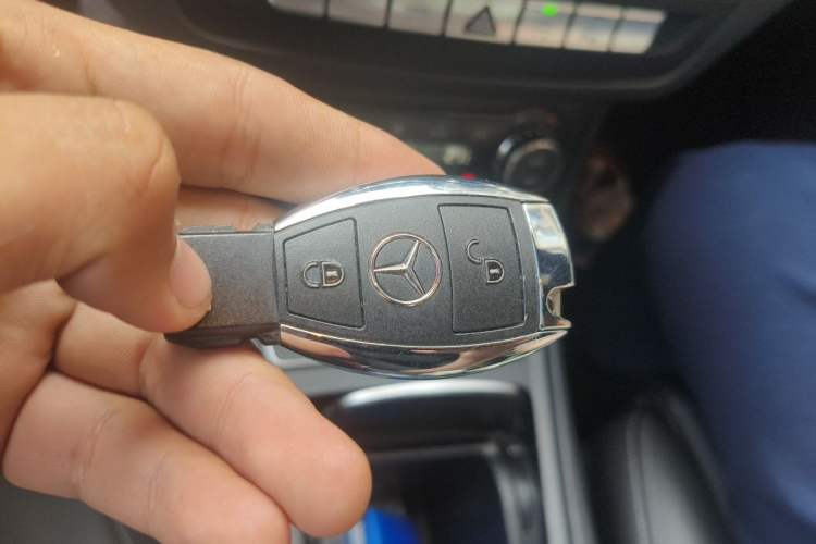 Used Mercedes-Benz B-Class 2019 B 200 Fashion Model Vehicle Key
