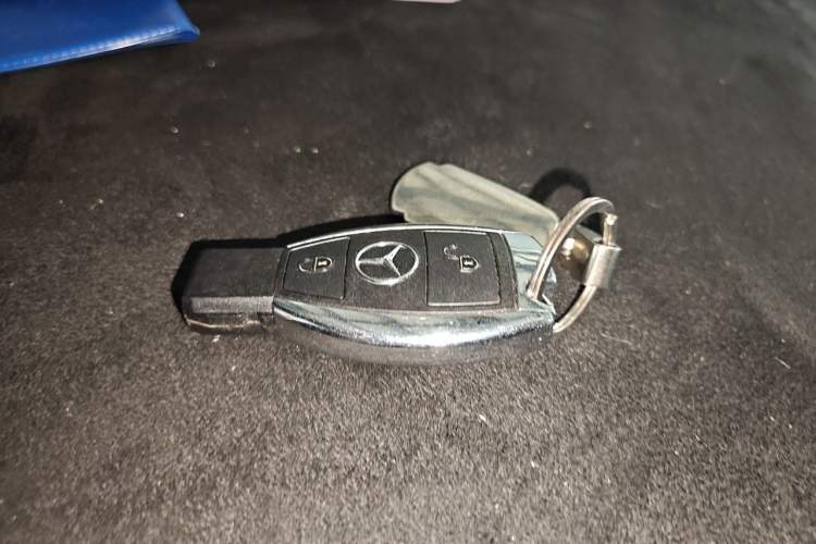 Used Mercedes-Benz B-Class 2019 B 200 Sport Edition Vehicle Key