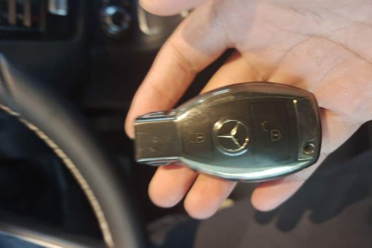 Used Mercedes-Benz B-Class 2019 B 200 Sport Edition Vehicle Key