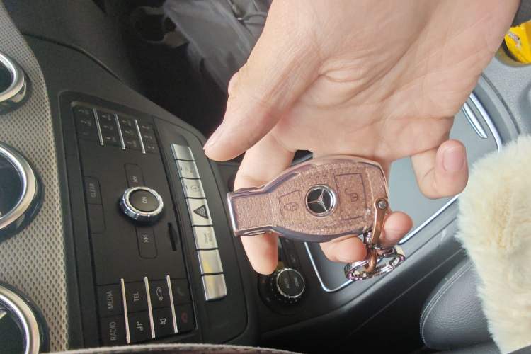 Used Mercedes-Benz B-Class 2019 B 200 Fashion Model Vehicle Key