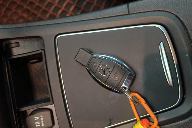 Used Mercedes-Benz B-Class 2019 B 200 Fashion Model Vehicle Key