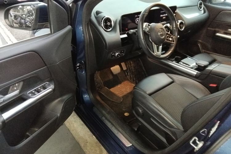 Used Mercedes-Benz B-Class 2020 B 180 Driver Seat