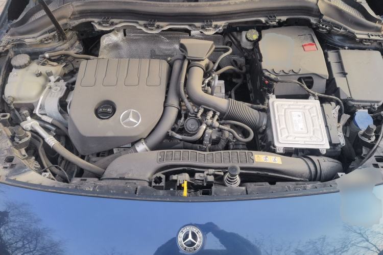 Used Mercedes-Benz B-Class 2020 B 200 Sport Edition Engine Bay