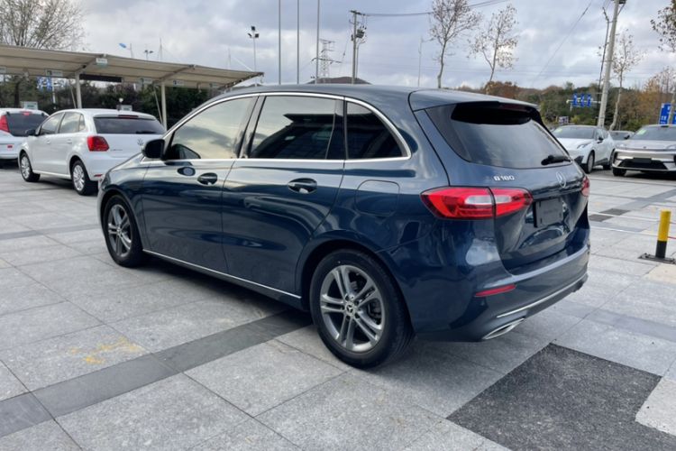 Used Mercedes-Benz B-Class 2020 B 180 Exterior 3