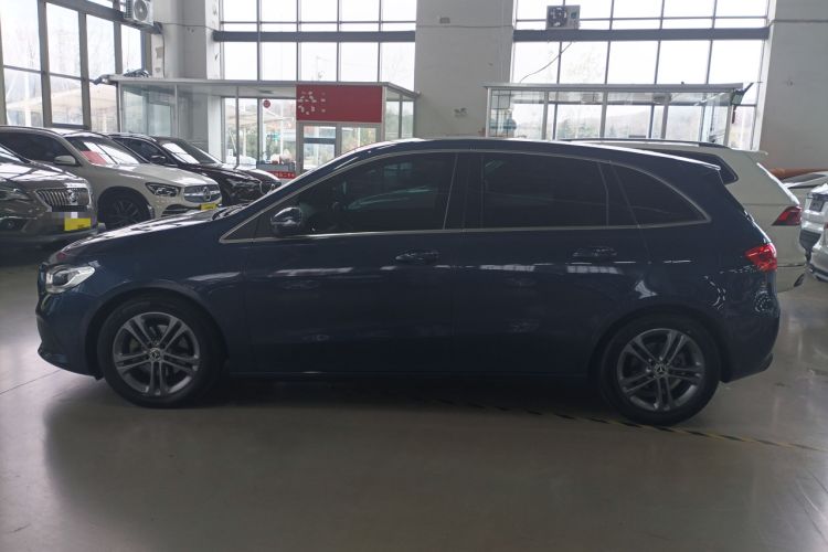 Used Mercedes-Benz B-Class 2020 B 180 Exterior 3