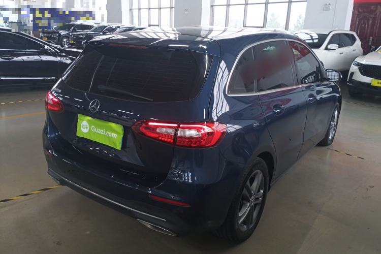 Used Mercedes-Benz B-Class 2020 B 180 Exterior 5