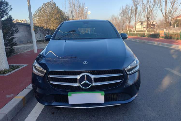 Used Mercedes-Benz B-Class 2020 B 180 Exterior 8