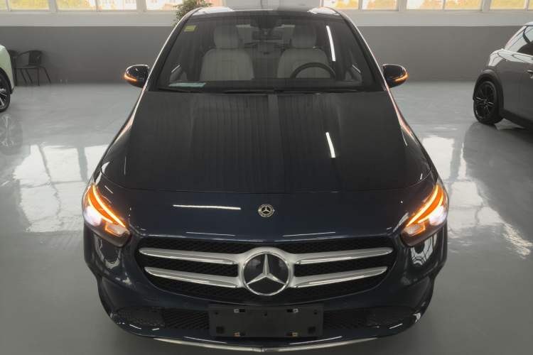 Used Mercedes-Benz B-Class 2020 B 200 Fashion Model Front