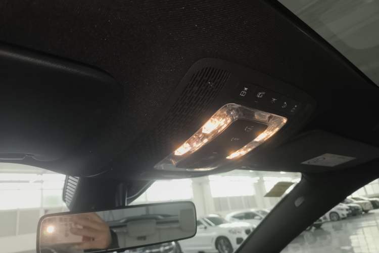 Used Mercedes-Benz B-Class 2020 B 200 Fashion Model Headliner