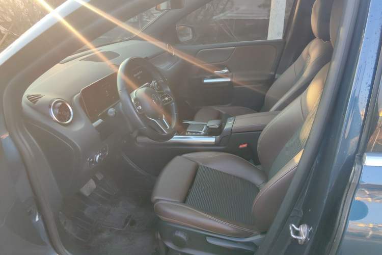 Used Mercedes-Benz B-Class 2020 B 180 Interior 2