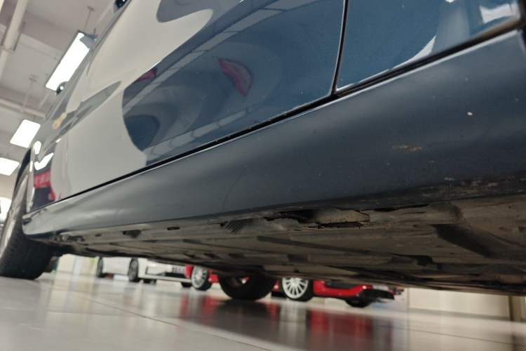 Used Mercedes-Benz B-Class 2020 B 200 Sport Edition Right Side Sill