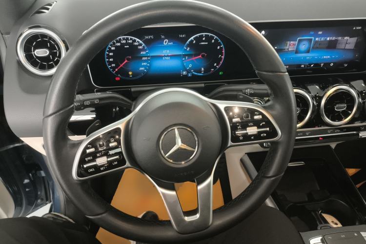Used Mercedes-Benz B-Class 2020 B 200 Fashion Model Steering Wheel