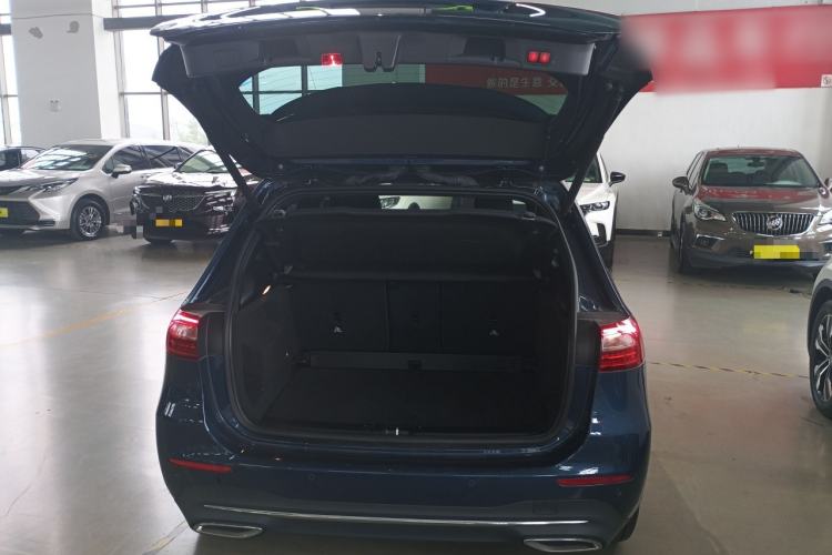 Used Mercedes-Benz B-Class 2020 B 180 Trunk