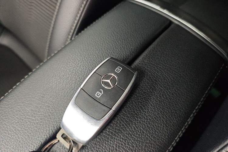 Used Mercedes-Benz B-Class 2020 B 200 Sport Edition Vehicle Key
