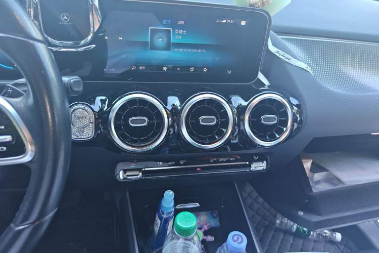 Used Mercedes-Benz B-Class 2020 B 200 Sport Edition Audio And AC Panel