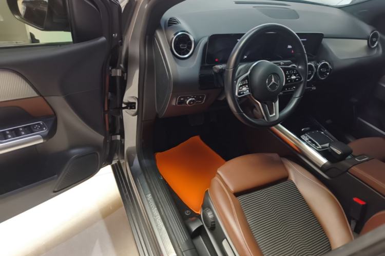 Used Mercedes-Benz B-Class 2020 B 200 Sport Edition Driver Seat