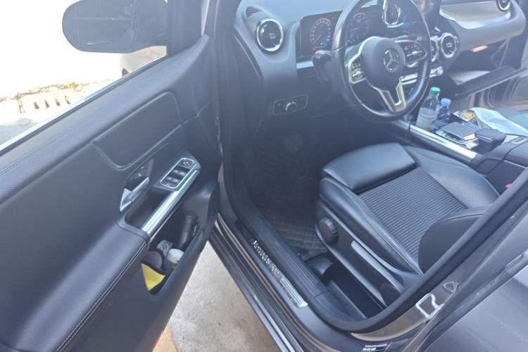 Used Mercedes-Benz B-Class 2020 B 200 Sport Edition Driver Seat