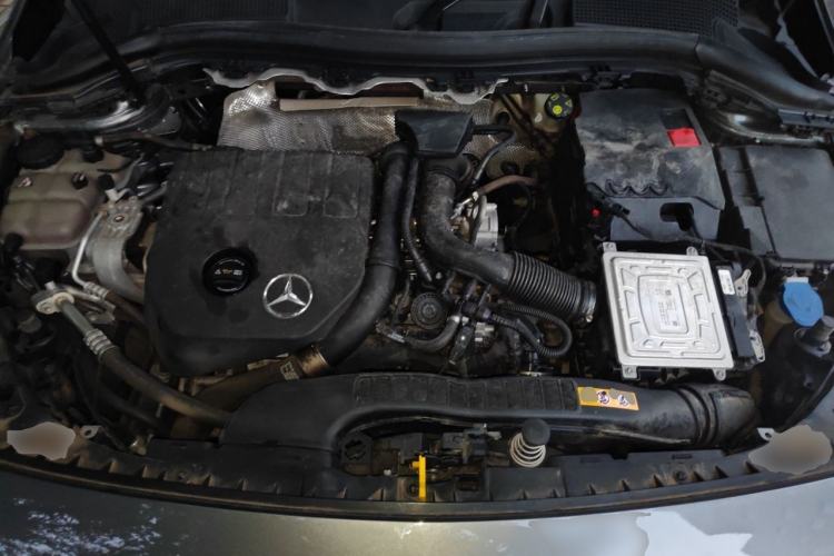 Used Mercedes-Benz B-Class 2020 B 180 Engine Bay