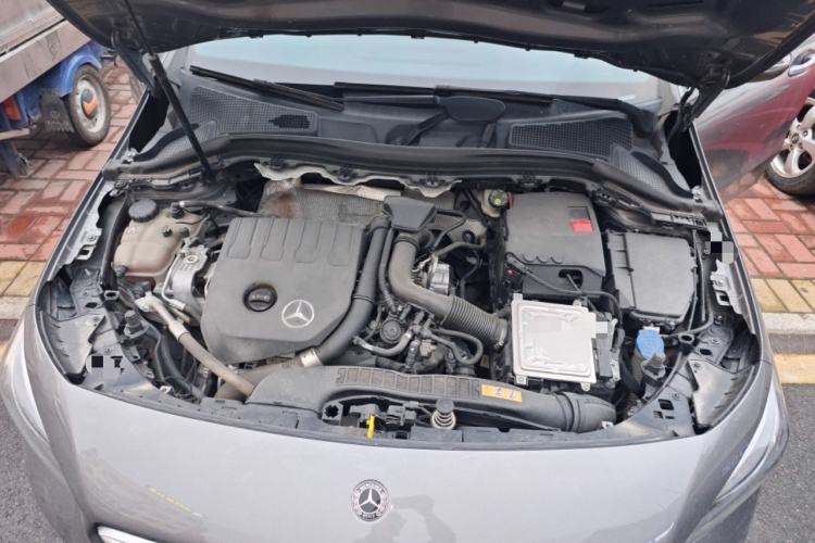 Used Mercedes-Benz B-Class 2020 B 200 Sport Edition Engine Bay