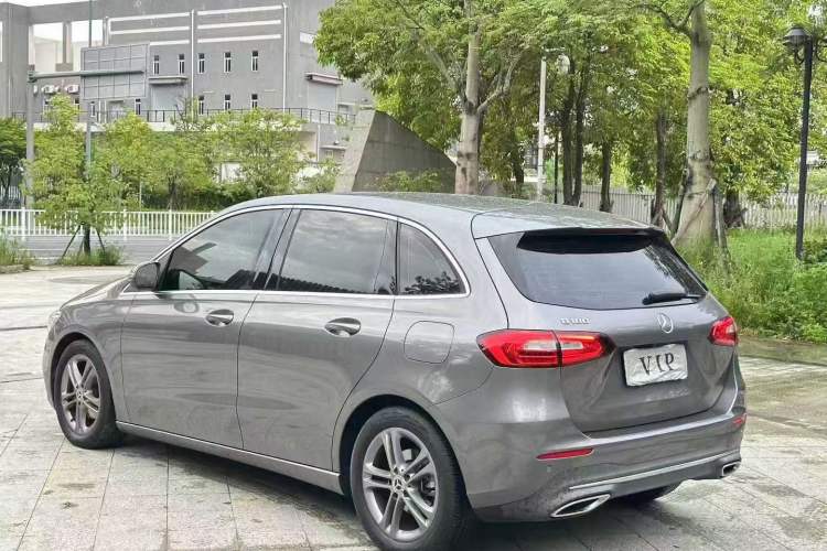 Used Mercedes-Benz B-Class 2020 B 180 Exterior 3