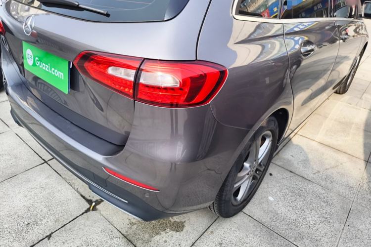 Used Mercedes-Benz B-Class 2020 B 180 Exterior 6