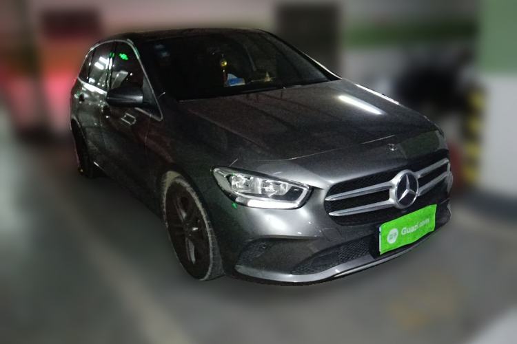 Used Mercedes-Benz B-Class 2020 B 180 Front Right 45 Deg