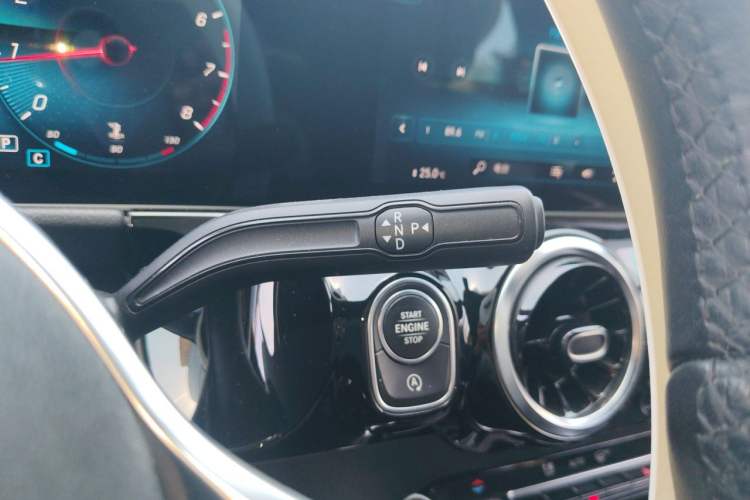 Used Mercedes-Benz B-Class 2020 B 200 Sport Edition Gear Lever