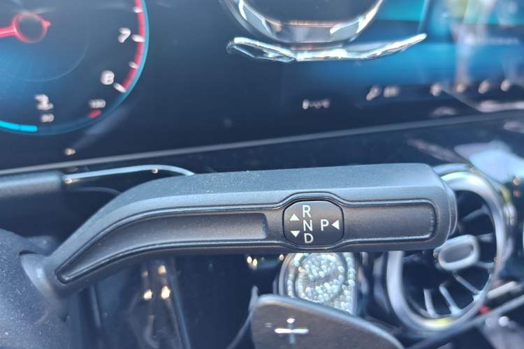 Used Mercedes-Benz B-Class 2020 B 200 Sport Edition Gear Lever