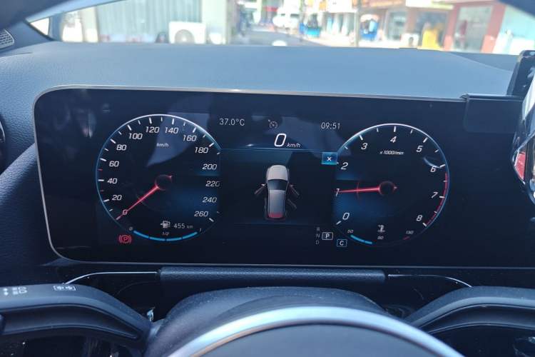 Used Mercedes-Benz B-Class 2020 B 200 Sport Edition Instrument Cluster