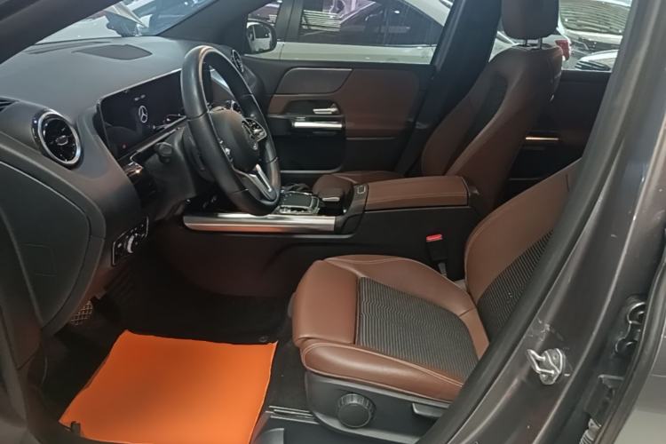 Used Mercedes-Benz B-Class 2020 B 200 Sport Edition Left Front Seat