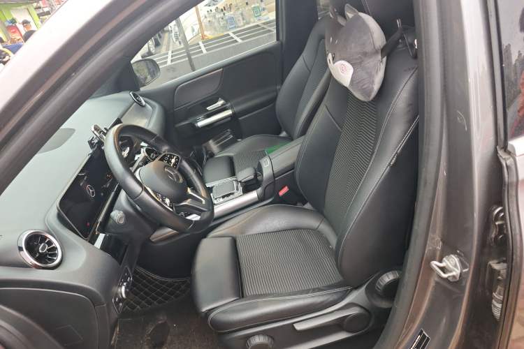 Used Mercedes-Benz B-Class 2020 B 200 Sport Edition Left Front Seat