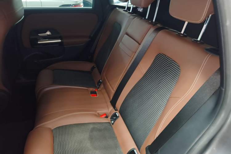 Used Mercedes-Benz B-Class 2020 B 200 Sport Edition Left Rear Seat